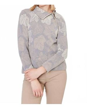 Dolcezza Leaf Print Long Sleeve Knit Pullover - Gray