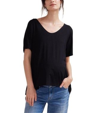 HATCH The Fitted V-Neck T-Shirt - Black