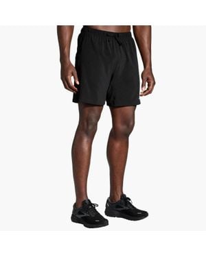 Brooks Moment 7" Athletic Shorts - Black