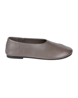 A.Emery Jesse Minimalist Matte Flats - Gray