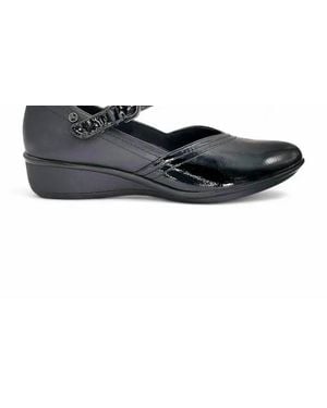 Revere Narita Wide Mary Jane Shoe - Black