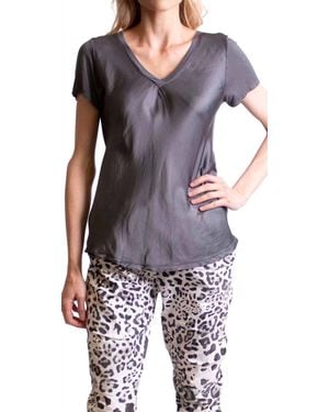 Gigi Moda Nola Satin Tee - Black