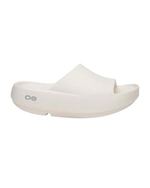 OOFOS Ooahh Plus Chalk 2200-Chalk - White