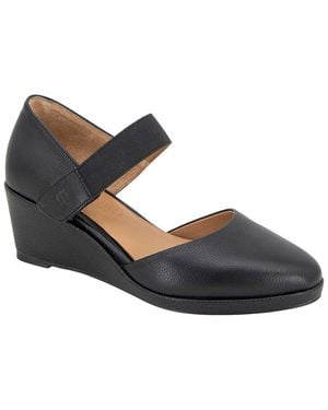 Gentle Souls Oriana Leather Pump - Black