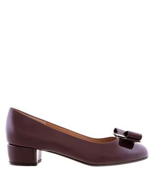 Ferragamo Ferragamo Vara Ornament Pumps - Brown