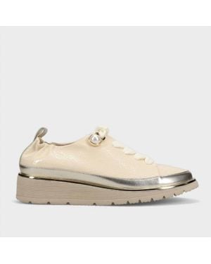 Vaneli Flash Sneaker - Natural