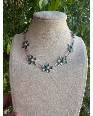 Nizhoni Traders Nizhoni Handmade Sterling & Daisy Link Choker 14-16€ - Gray