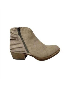 Very G Diverse Booties - Gray