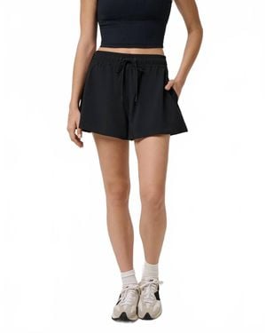 Travis Mathew Breezeblend Challenger Short - Black