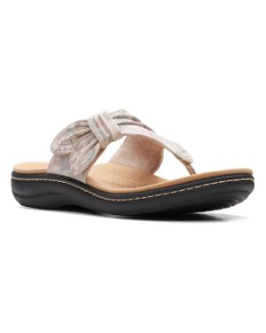 Clarks liya gaze flip flops deals