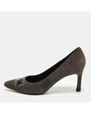Tod's Size 41 Suede Stud Embellished Pumps - Black