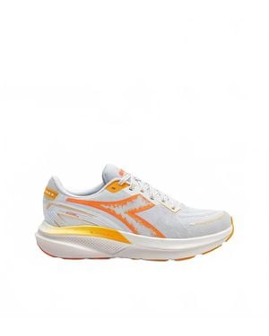 Diadora Mythos Blushield Vigore V Running Shoes - White