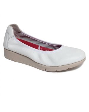Saydo Filbert Flat Shoes - White