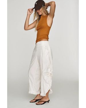 Daily Practice Ruffle Pants - White
