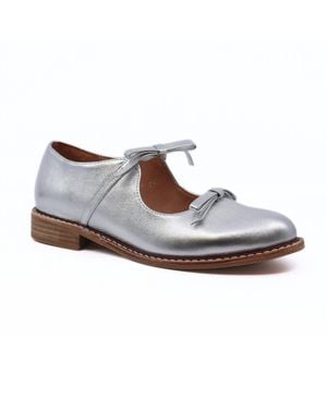 All Black Bow Bow Guy Flats - White