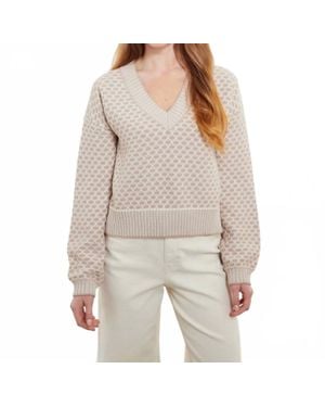 Isla Brynn Stitch V-Neck Sweater - Gray