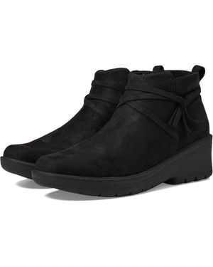 Bzees Blaine Boots Round Toe Wedge Heel Ankle Bootie Lion1027 - Black
