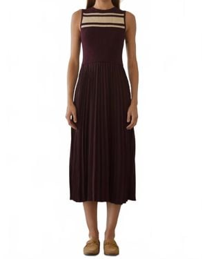 Skies Are Blue Pleated Midi Dress - Red