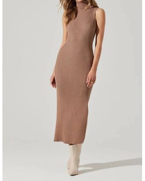 Astr Channary Sweater Dress - White
