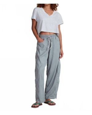 ASKK NY Shrunken V-Neck Stripe Tee - Blue