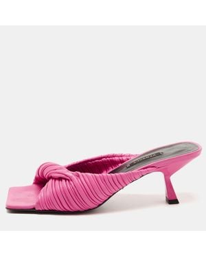 Versace Pleated Leather Plisse Slide Sandals - Pink