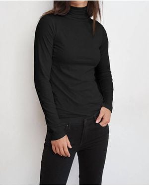 Velvet By Graham & Spencer Talisia Gauzy Whisper Classics Top - Black