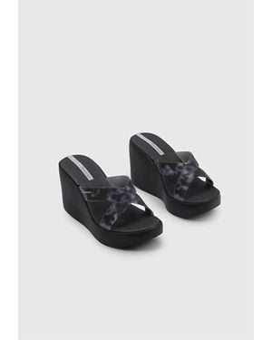 Ipanema Lofty Leopard Wedge Sandal - Black