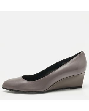 Tod's Leather Wedge Pumps - Black