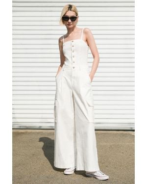 TRUEDAMES Royal Affair Woven Jumpsuit - White