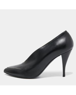 Pierre Hardy Leather V Neck Pointed Toe Pumps - Black