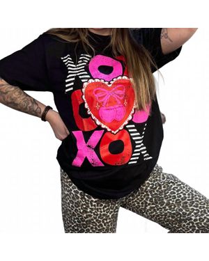 Pierce + Pine Xoxo Stacked Graphic T-Shirt - Black
