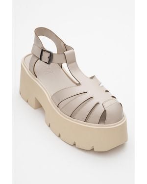 Prologue Shoes Verua Platform Sandal - Natural