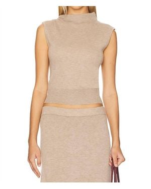 Astr Deora Sleeveless Sweater - Natural