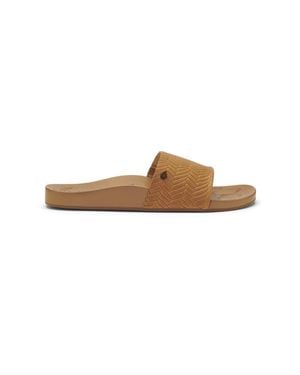 Olukai Kipe'A Pono Sandal - White