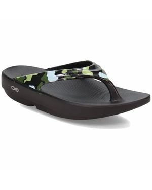 OOFOS 1403 Camo Patterned Strap Sandal - Black