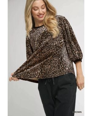 TRUEDAMES Leopard Round Neck Three-Quarter Sleeve Blouse - Brown