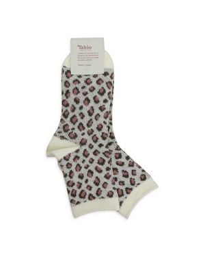 Tabio Cream Leopard Pattern Crew Socks - Brown