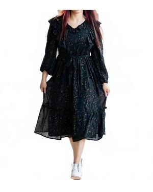 Moon River Shirred Chiffon Ruffle Midi Dress - Black