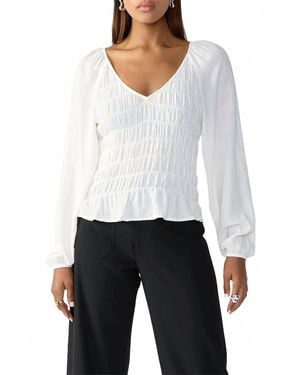 Sanctuary Still The One V-Neck Top - White