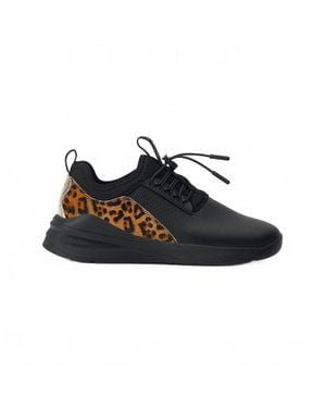 Clove Classic Comfort Leather Sneakers - Black