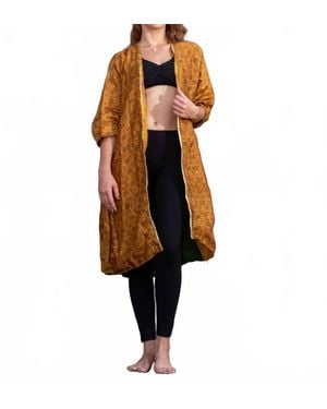 StandAwt Golden Glow Reversible Saree Kimono - Yellow