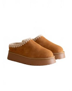 Oasis Society Brandi Platform Cozy Mule Slipper - Brown