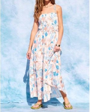 illa illa Coral Print Maxi Dress - Blue