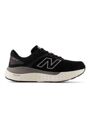 New Balance Fresh Foam X 1540V4 Shoe - Black