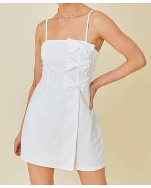 Main Strip Bow Trim Solid Romper - White