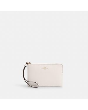 COACH Corner Zip Wristlet - Pink