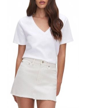 GOOD AMERICAN Heritage V-Neck Tee - White