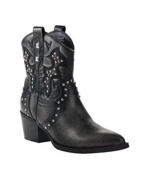 Chinese Laundry Nowhere Burnished Boots - Black