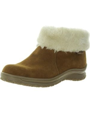 Minnetonka Faux Fur Lined Faux Fur Shearling Boots - Green