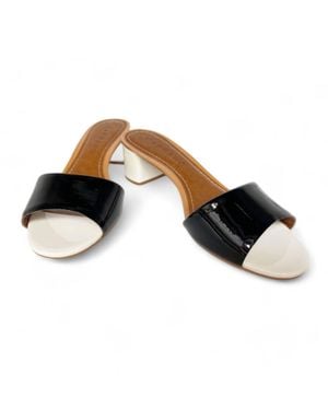 Carrano Corina Low Heel Sandal - Brown